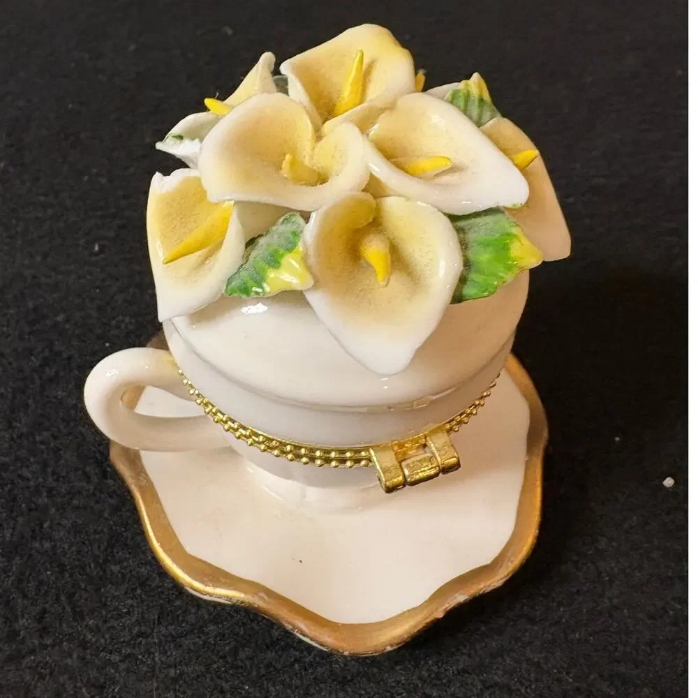 Vintage Porcelain Flower Pattern Cup & Saucer Trinket Box